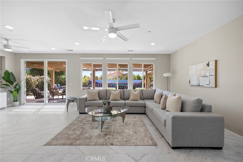 74121 Kingston Court E