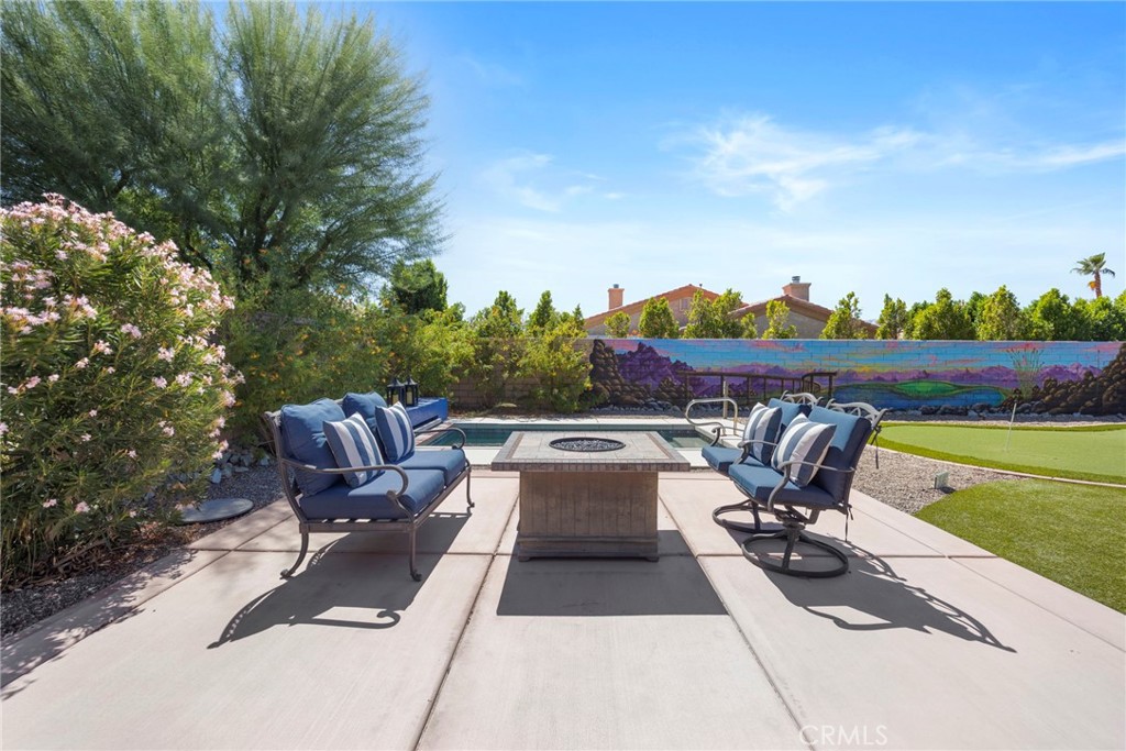 74121 Kingston Court E