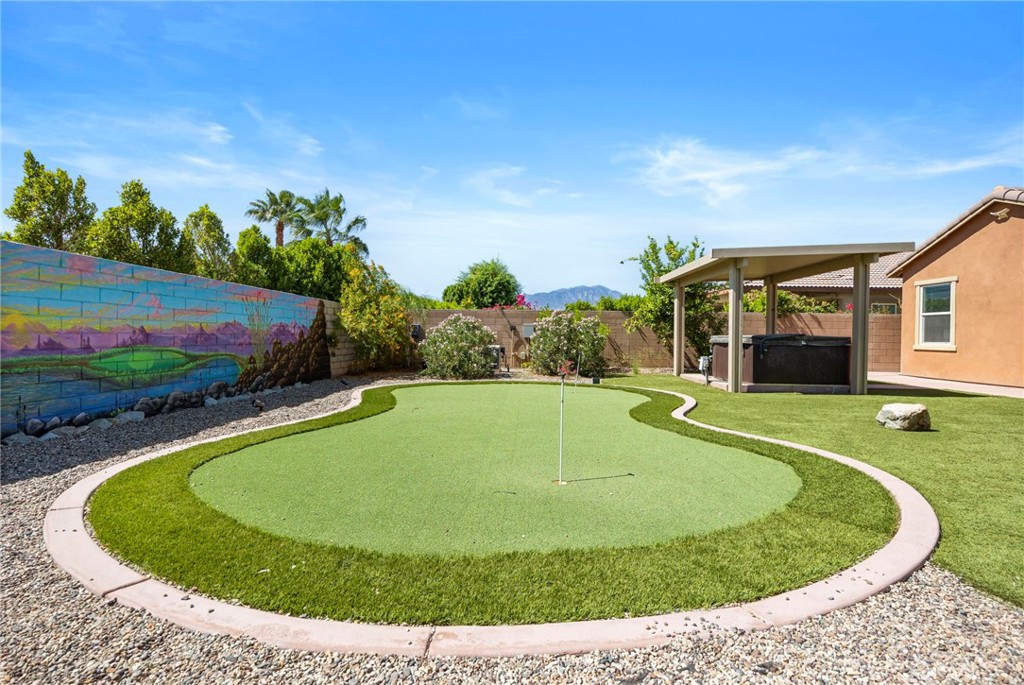 74121 Kingston Court E