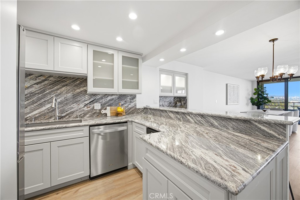 4316 Marina City 633