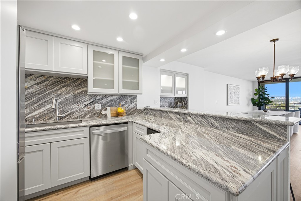 4316 Marina City 633