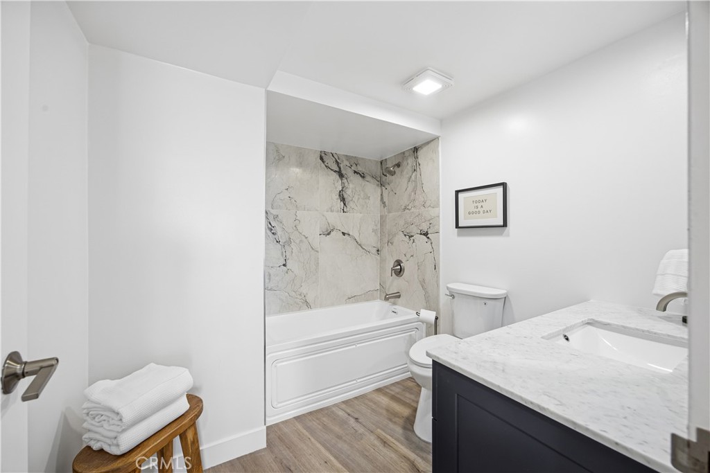 4316 Marina City 633