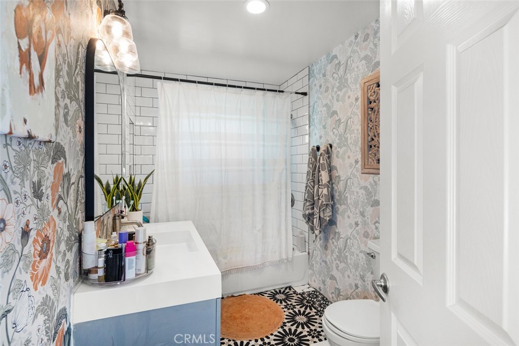 131 W Avenida Cordoba