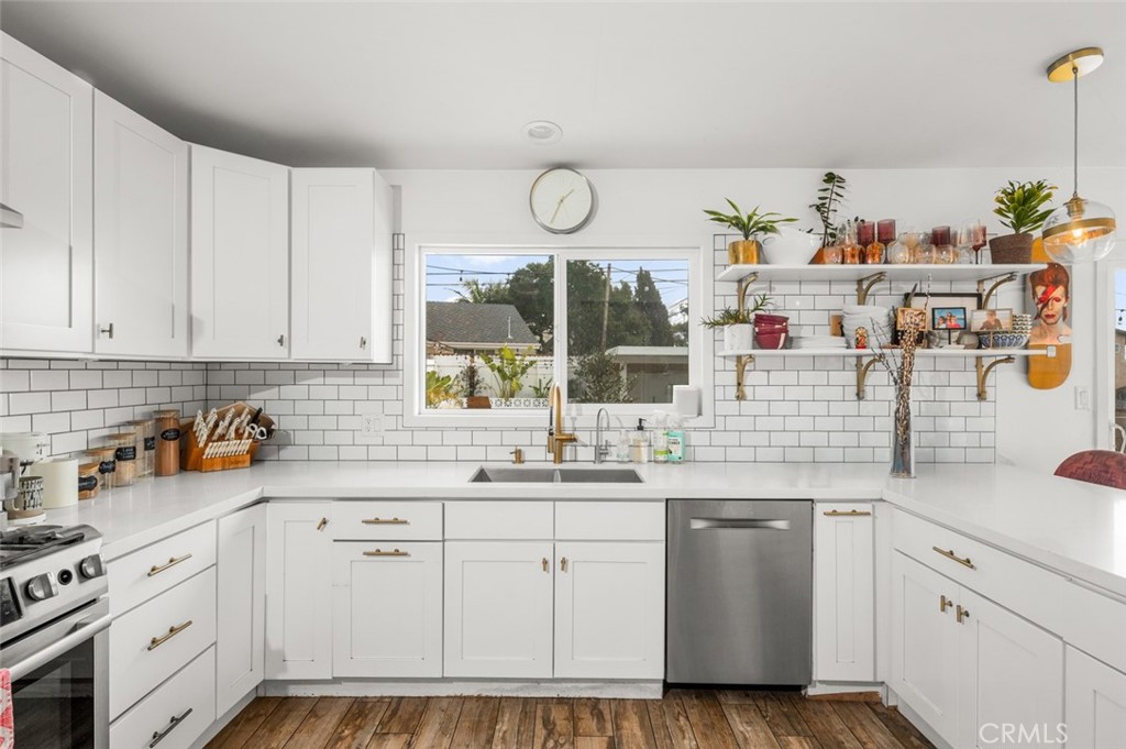 131 W Avenida Cordoba