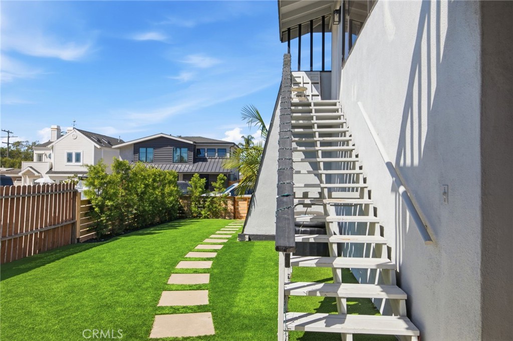 141 W Avenida Alessandro