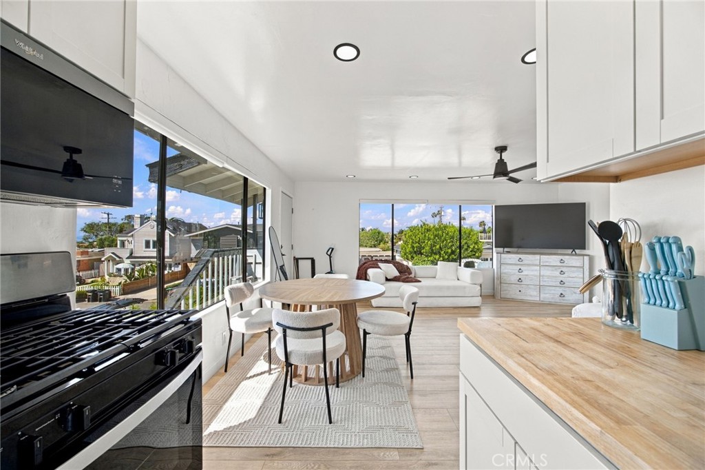 141 W Avenida Alessandro