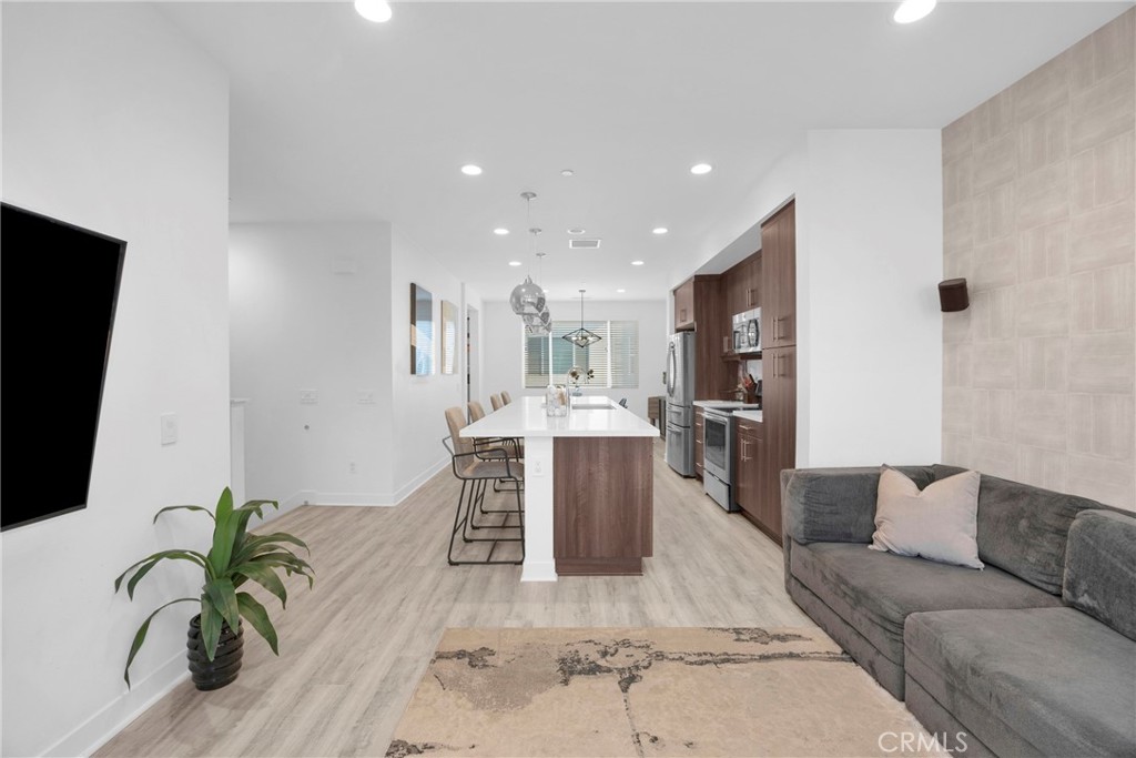 9958 Artesia Boulevard 1003