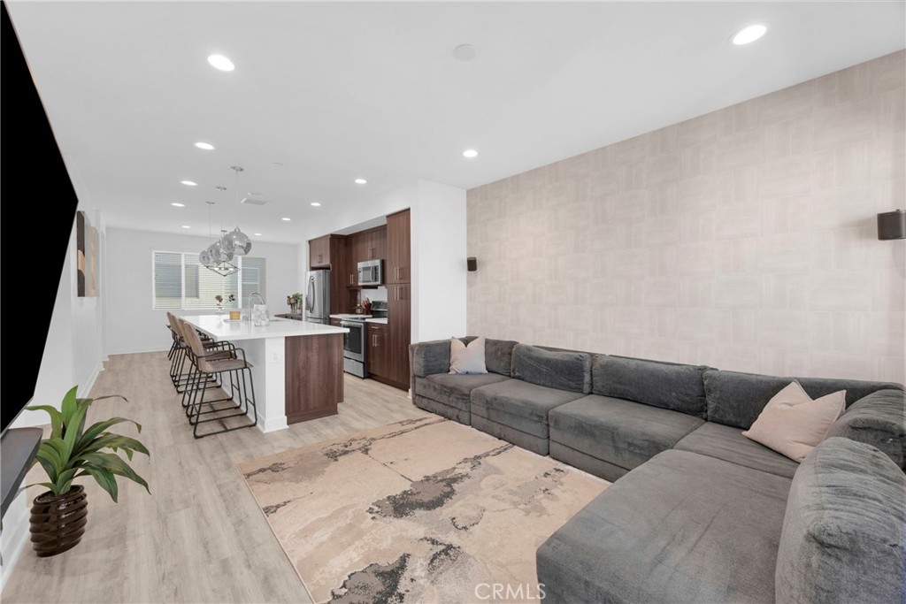 9958 Artesia Boulevard 1003