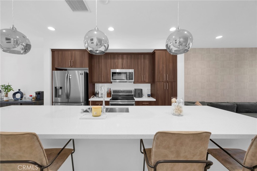 9958 Artesia Boulevard 1003