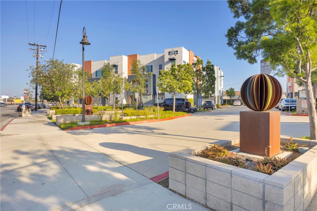 9958 Artesia Boulevard 1003