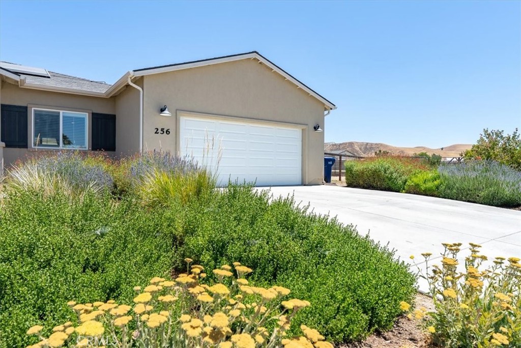 256 Archer Circle