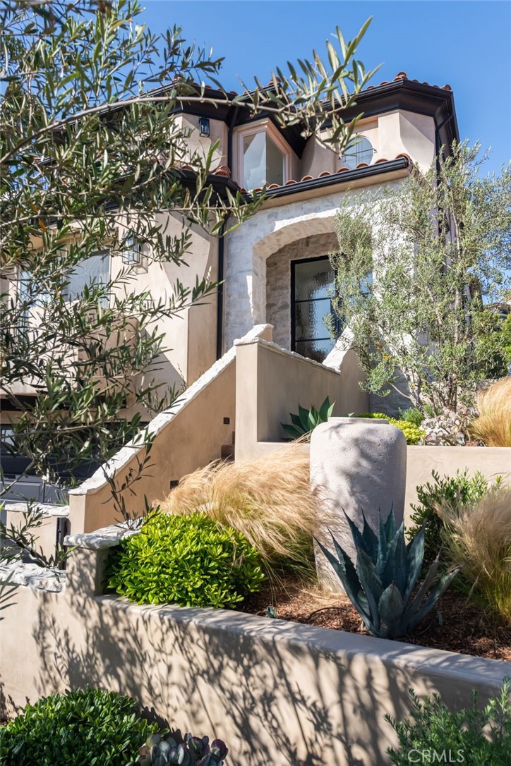 507 Sapphire Street