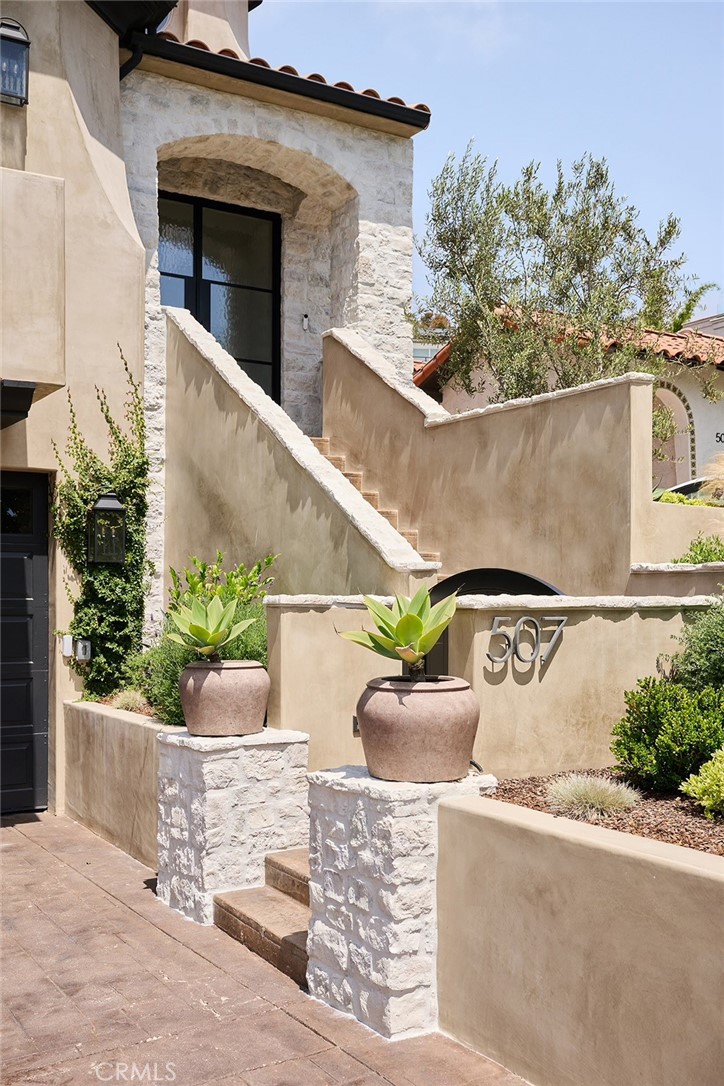 507 Sapphire Street