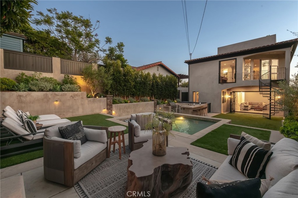 507 Sapphire Street
