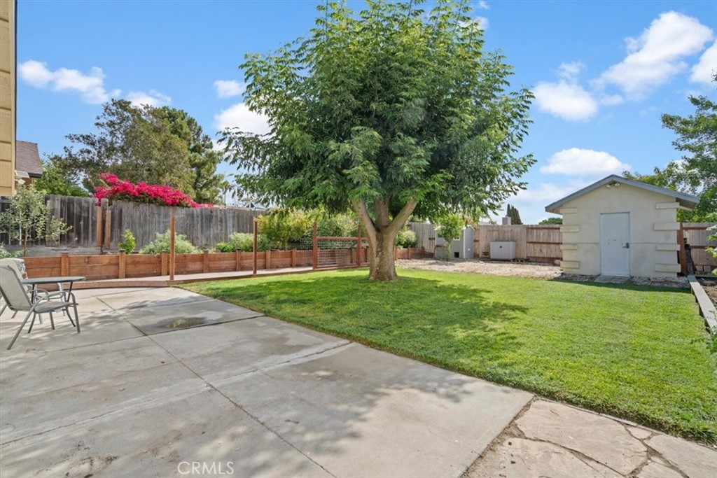 214 E. Bennett Street