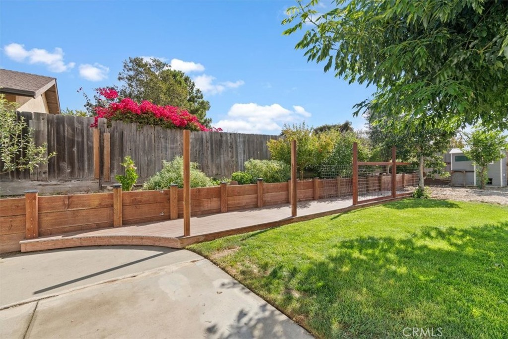 214 E. Bennett Street