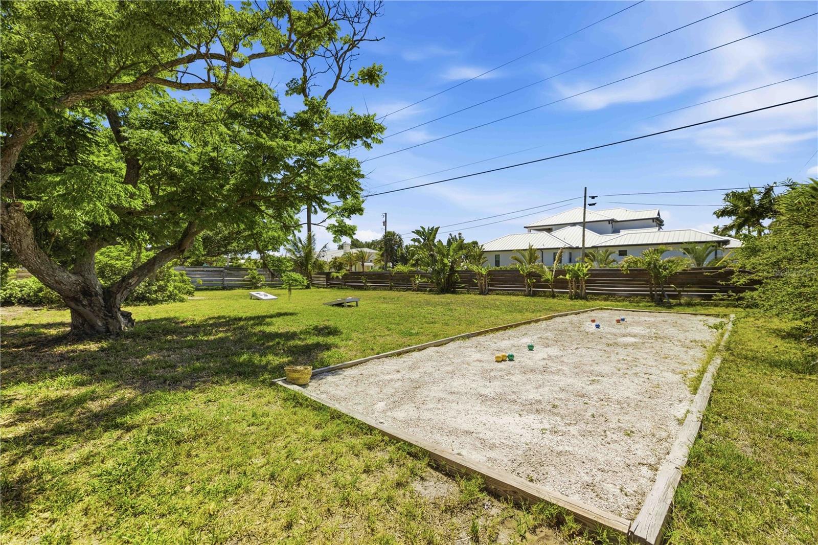 624 BAYSHORE RD