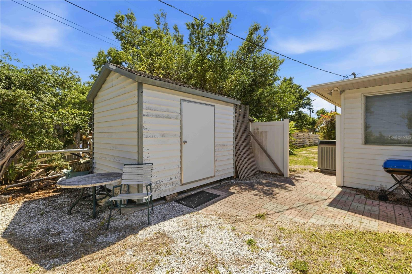 624 BAYSHORE RD