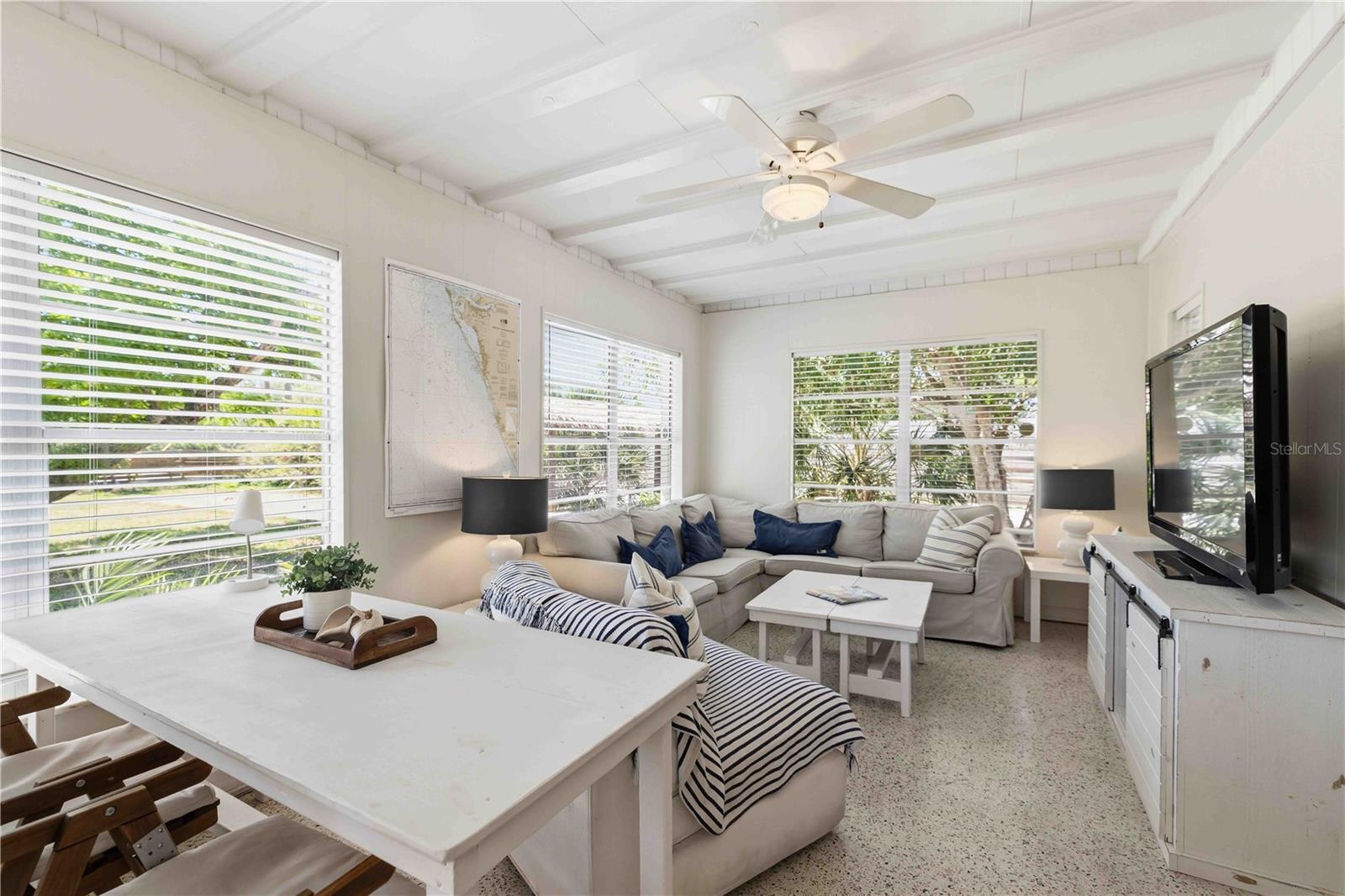 624 BAYSHORE RD