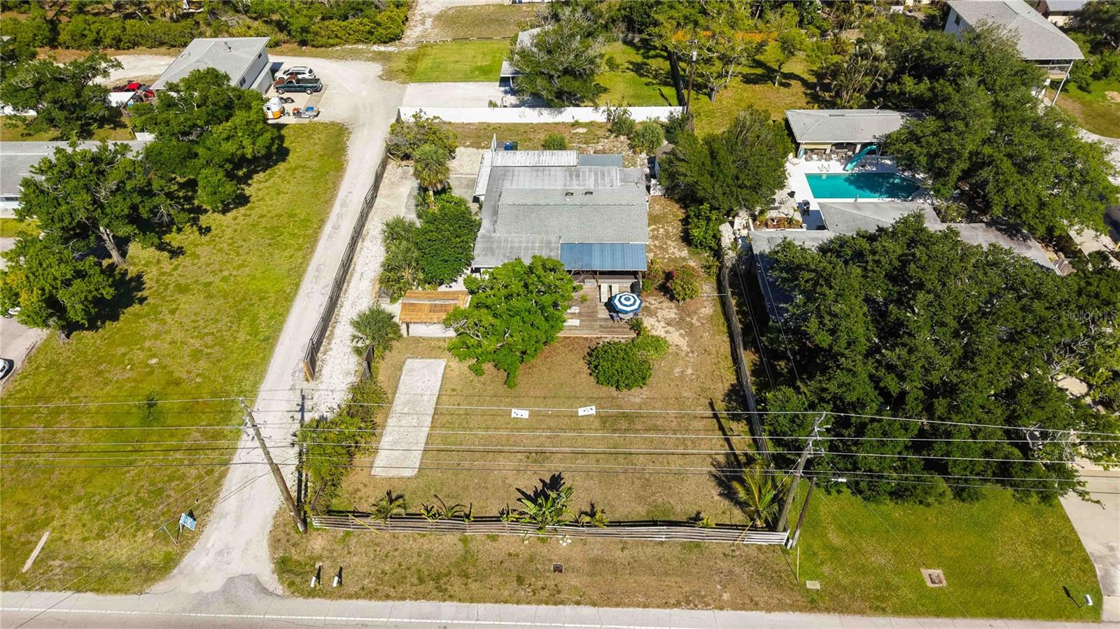 624 BAYSHORE RD