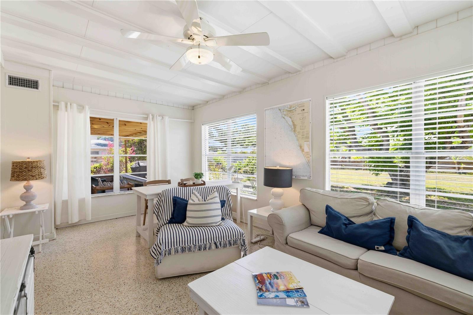624 BAYSHORE RD