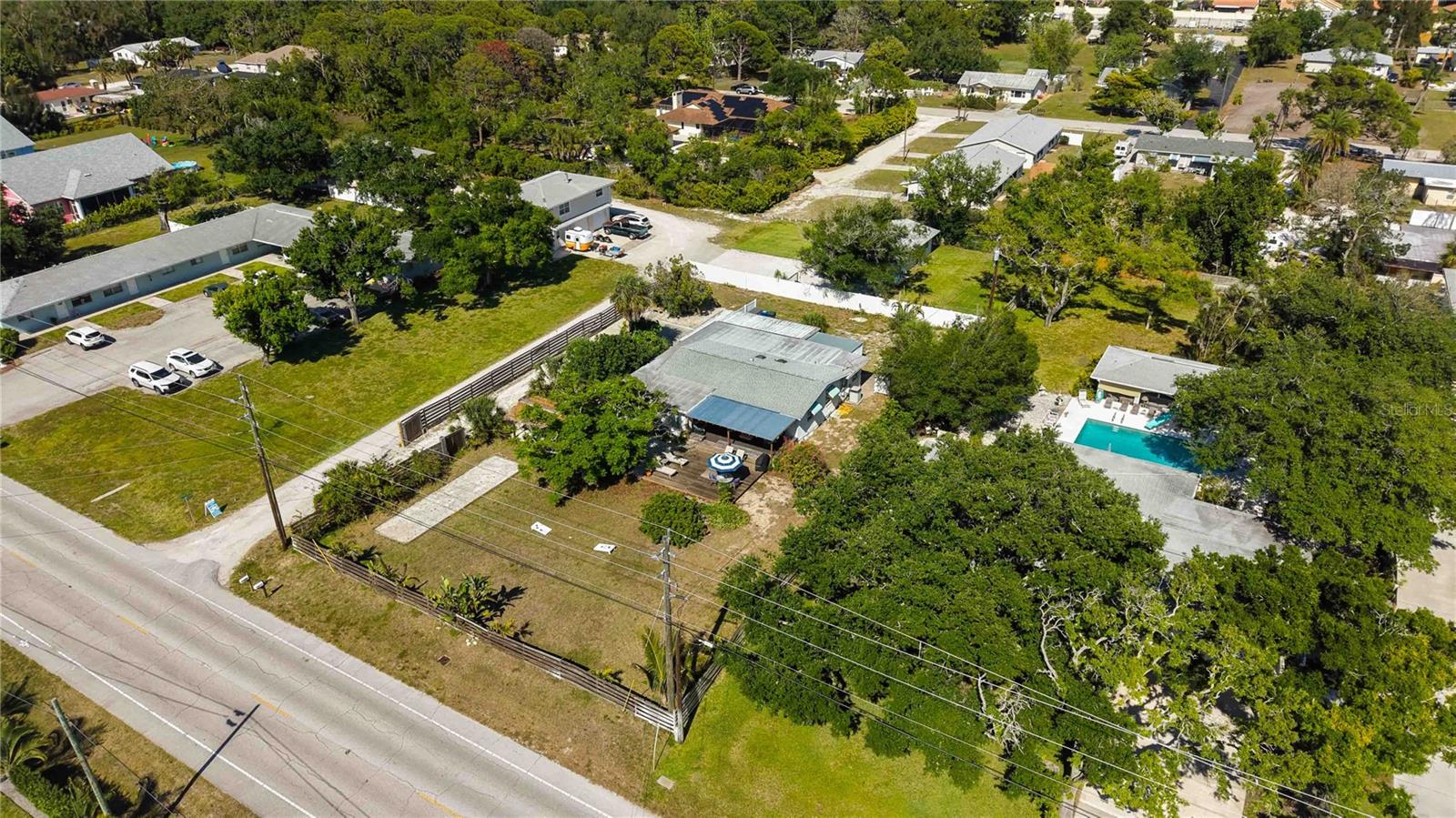624 BAYSHORE RD