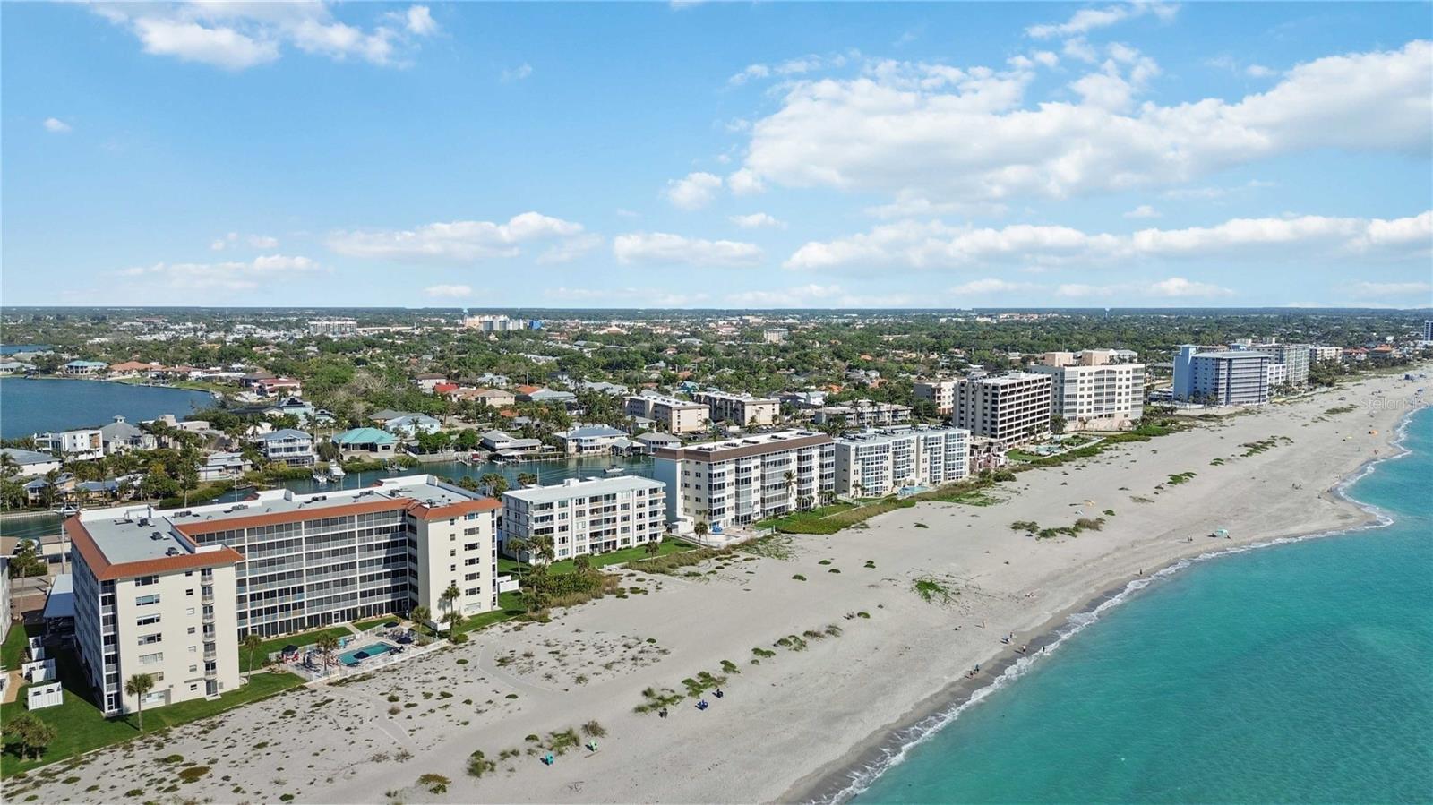 1150 TARPON CENTER DR ##208