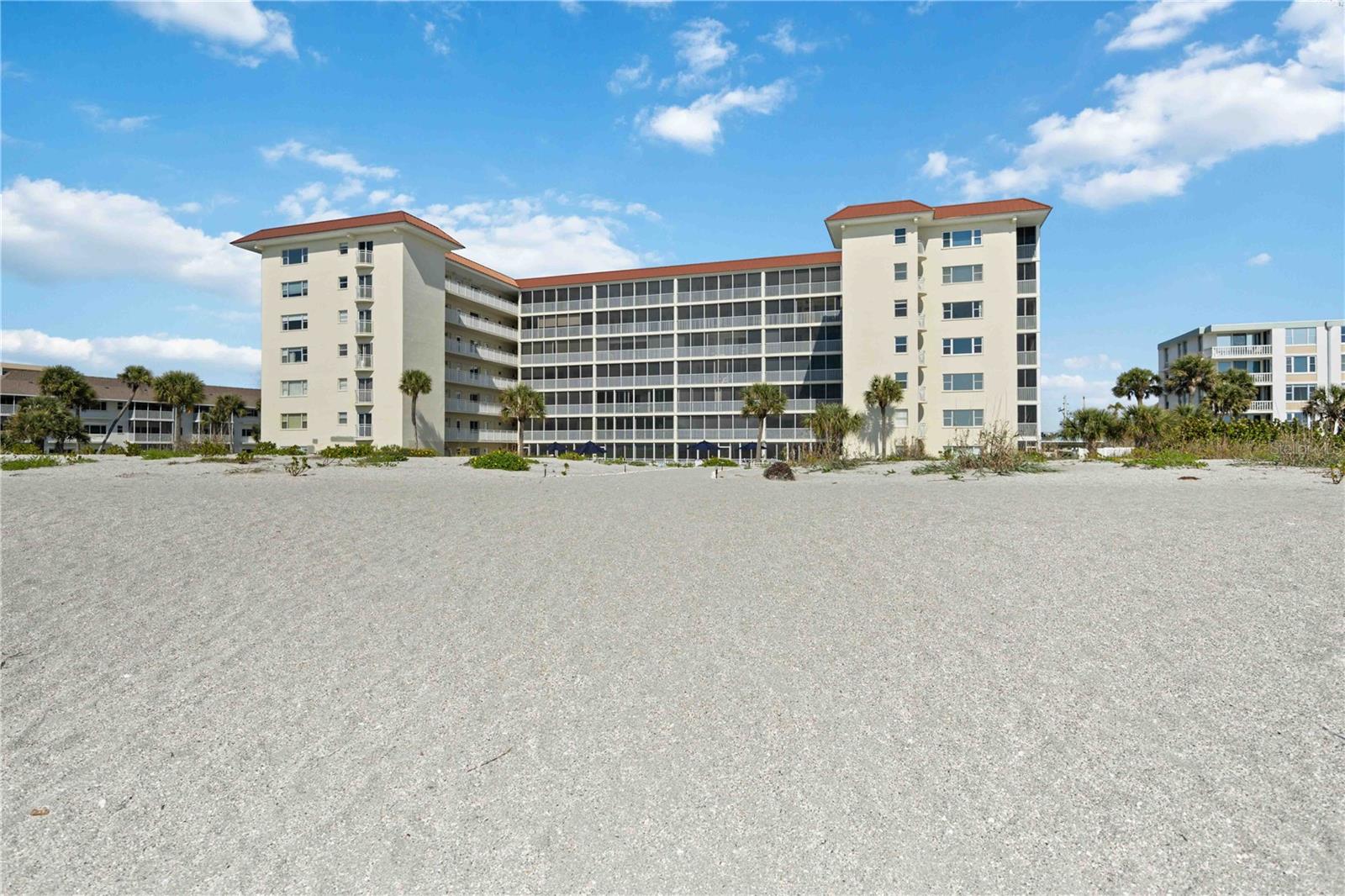 1150 TARPON CENTER DR ##208