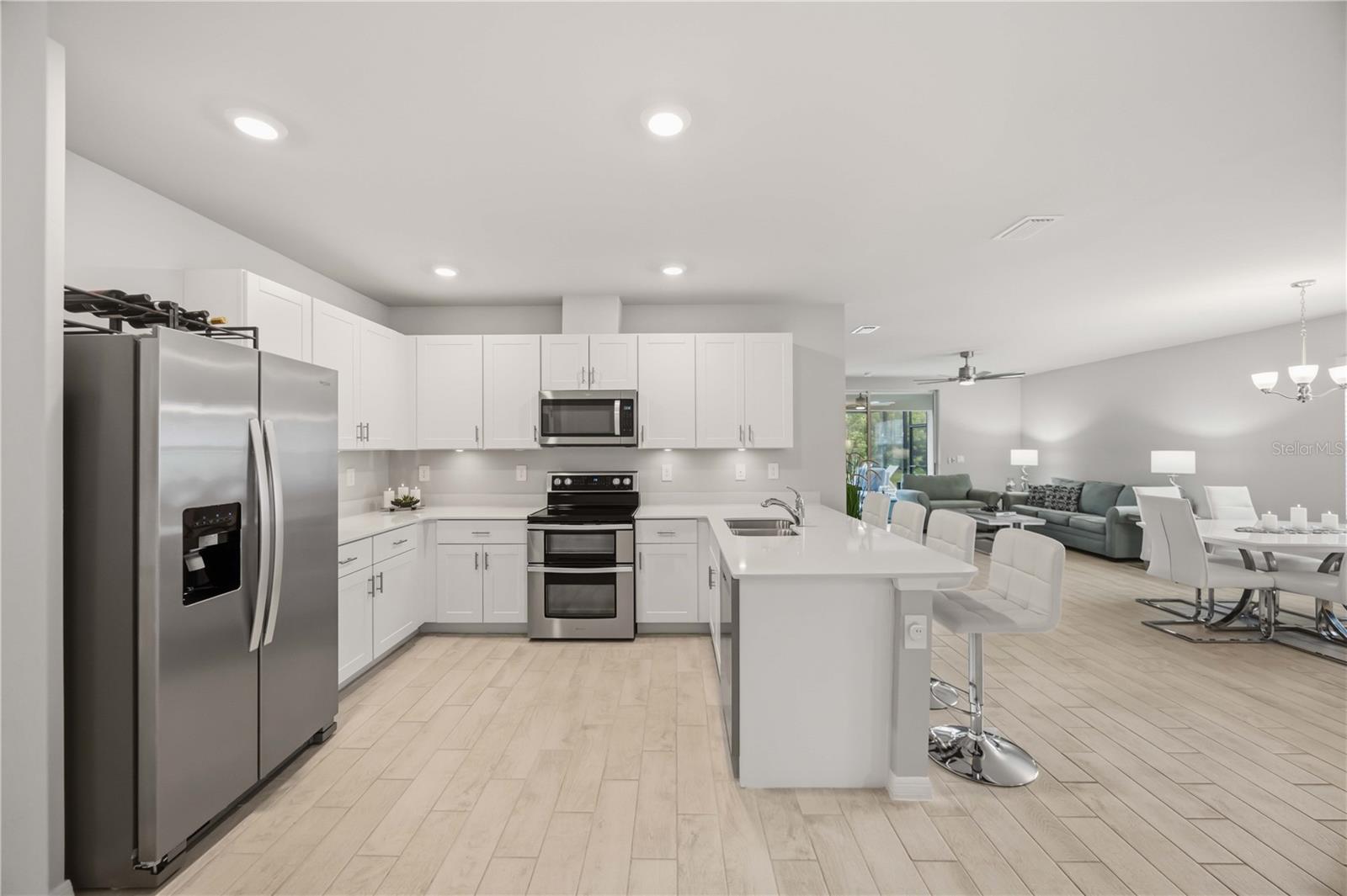 1512 LAUREL BROOK LN