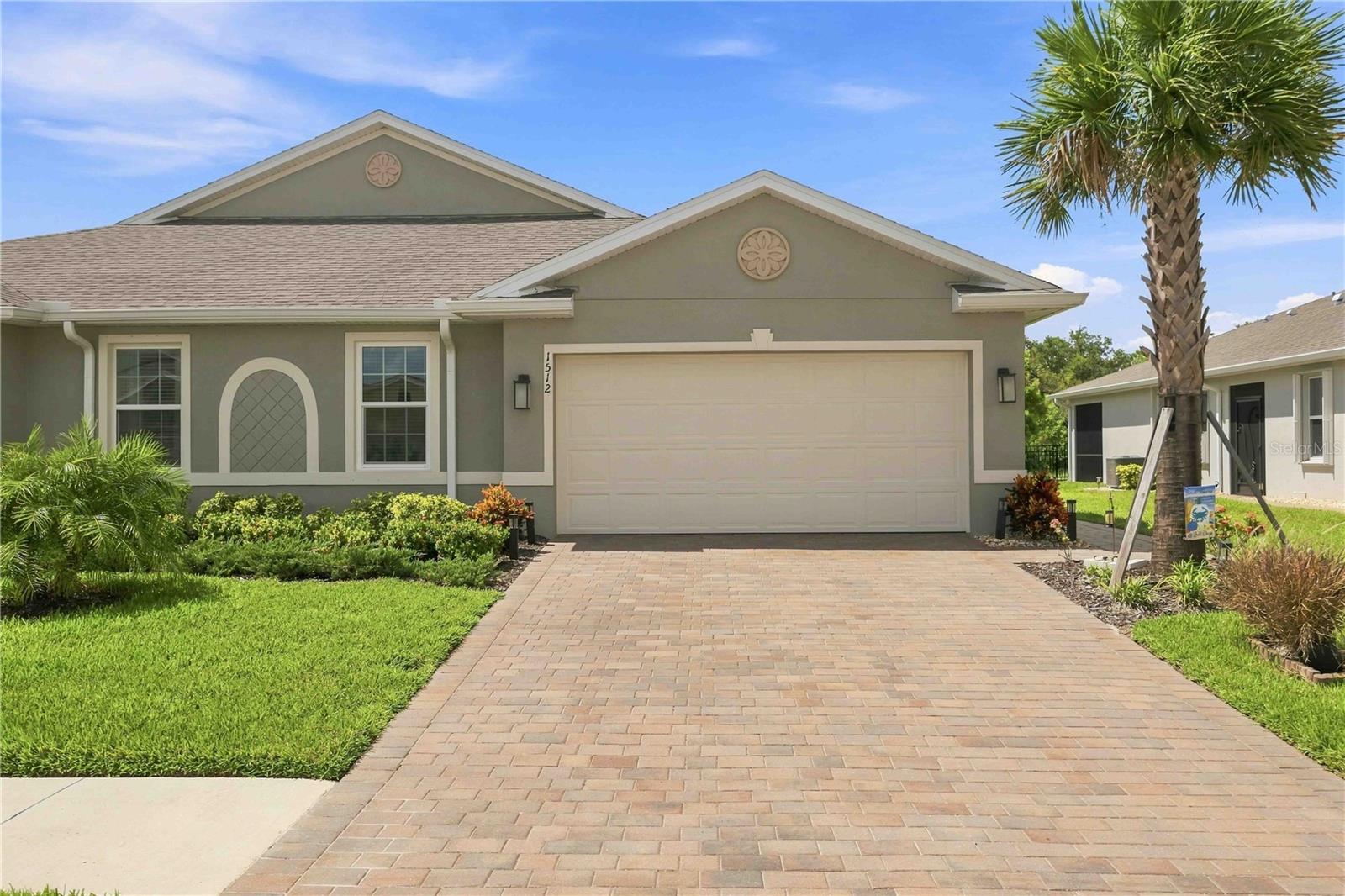1512 LAUREL BROOK LN