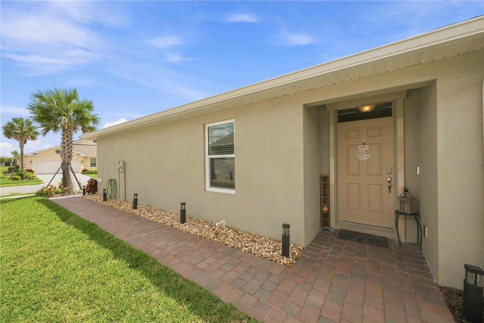 1512 LAUREL BROOK LN