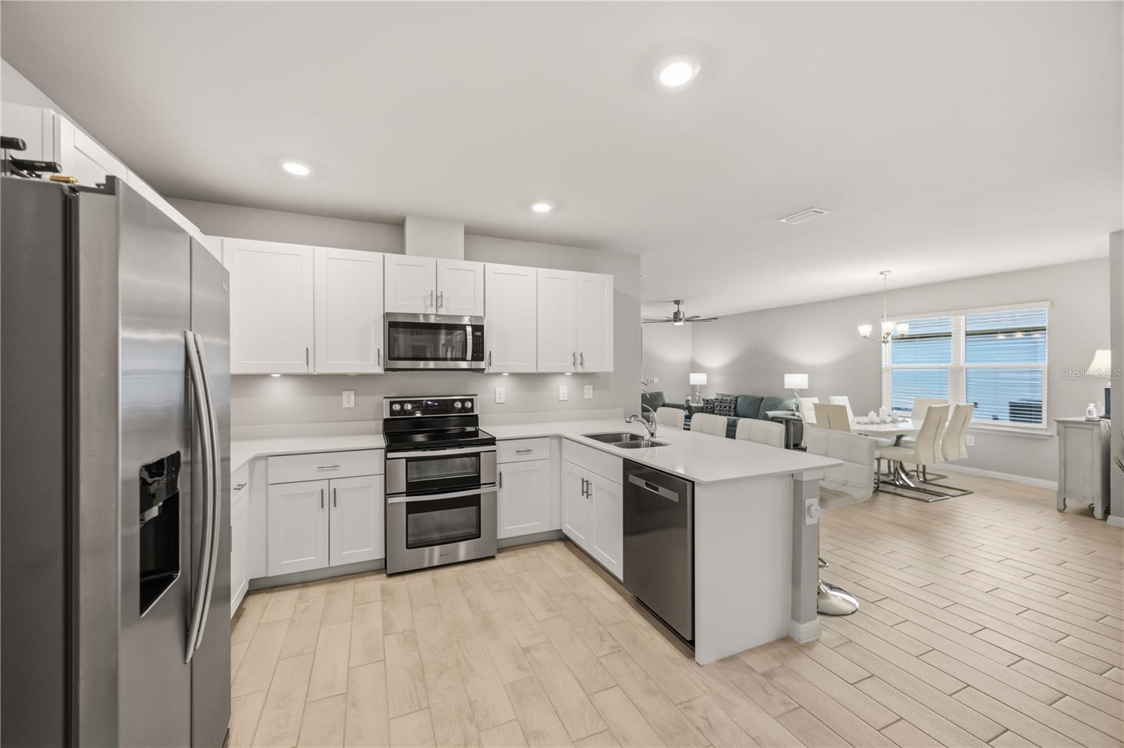 1512 LAUREL BROOK LN