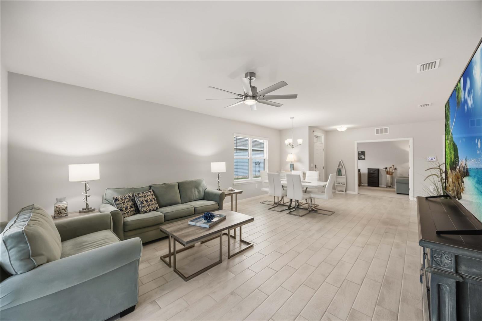 1512 LAUREL BROOK LN