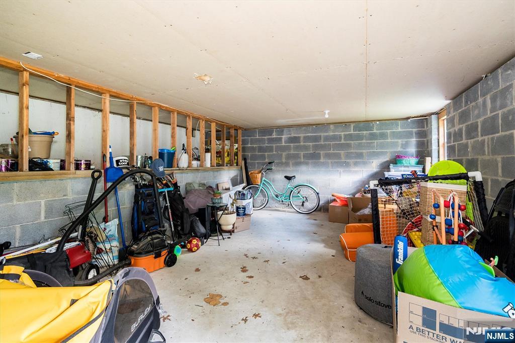 169 Hillman Avenue
