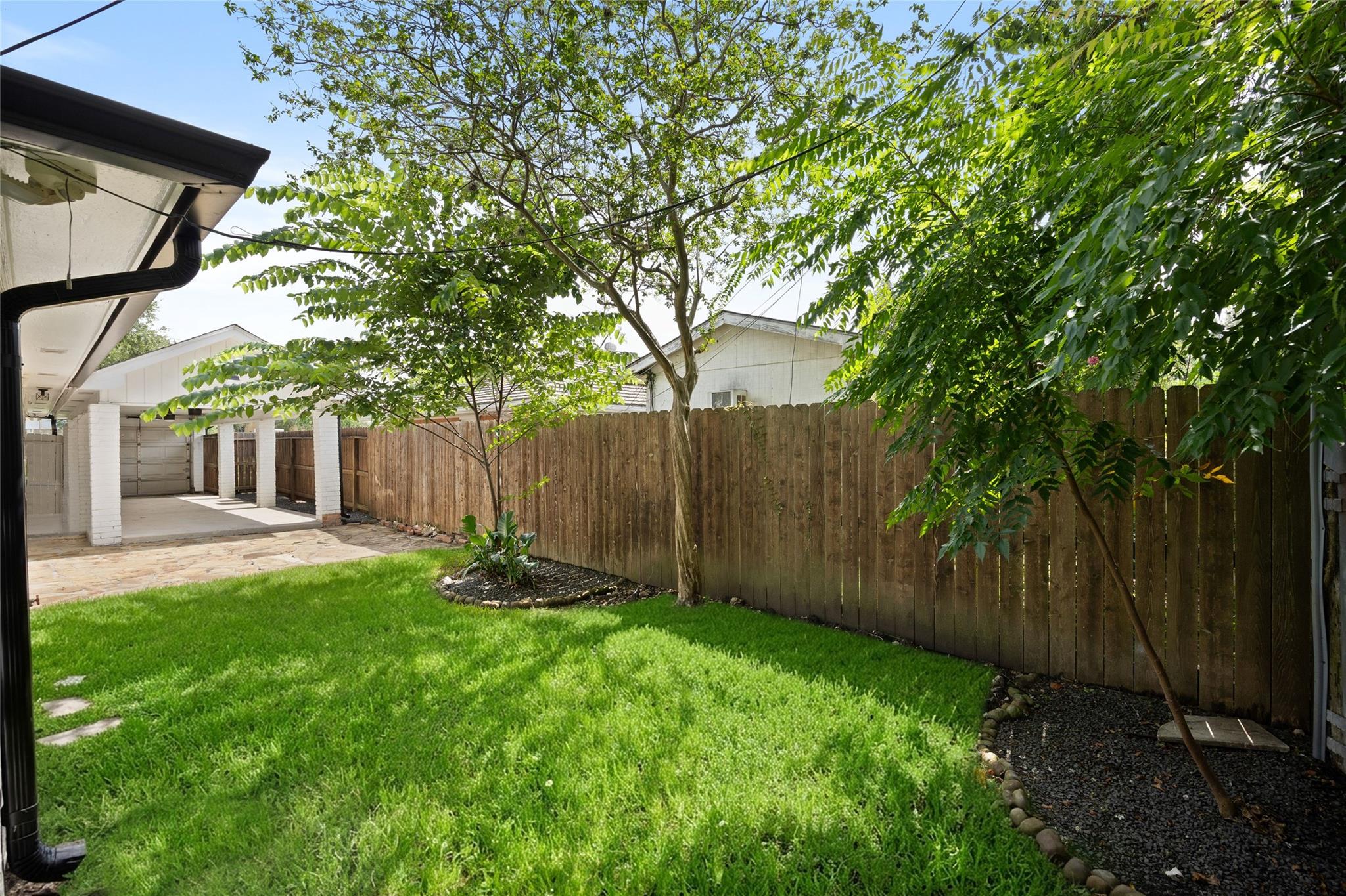 2836 Lockett Street