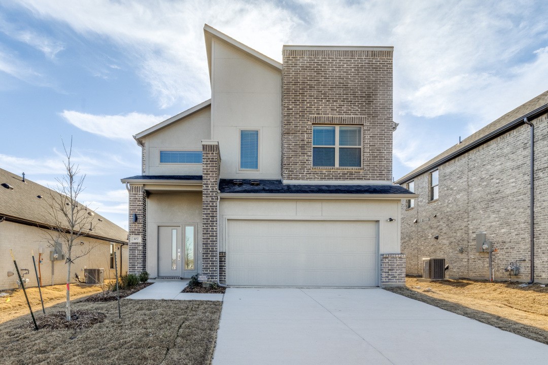 107 Huckleberry Road