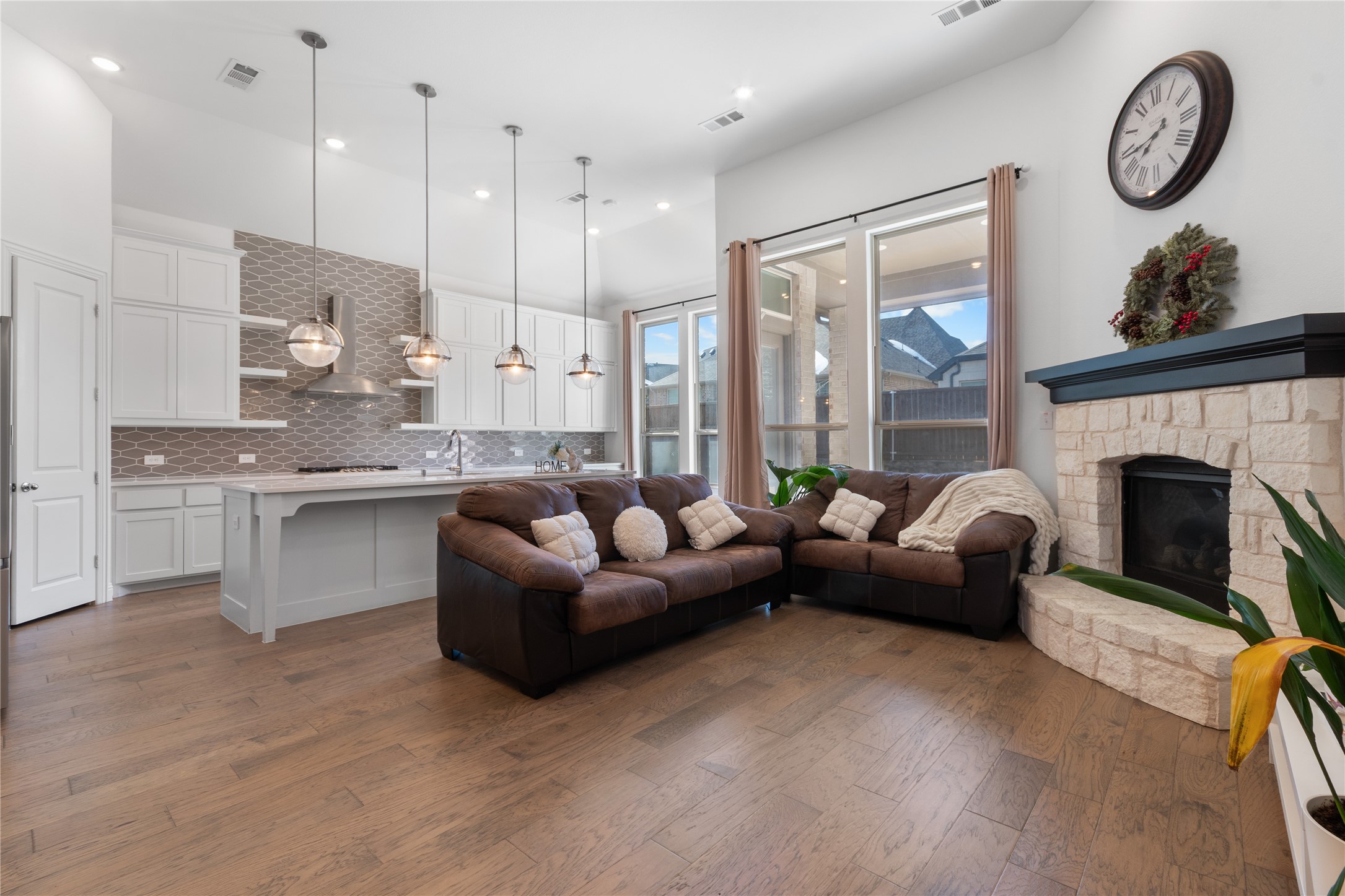1669 Stowers Trail