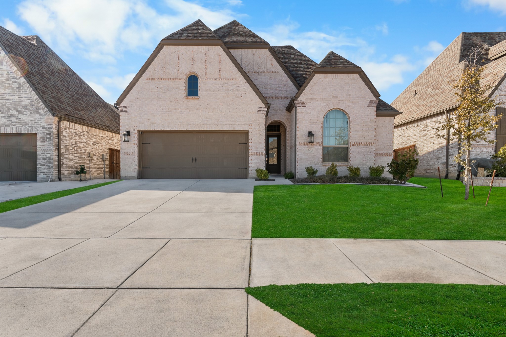 1669 Stowers Trail