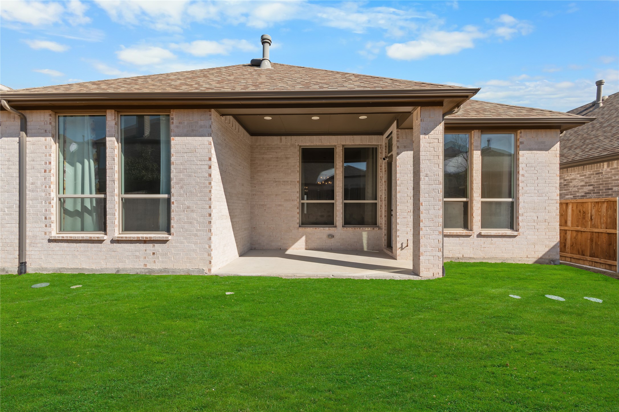 1669 Stowers Trail