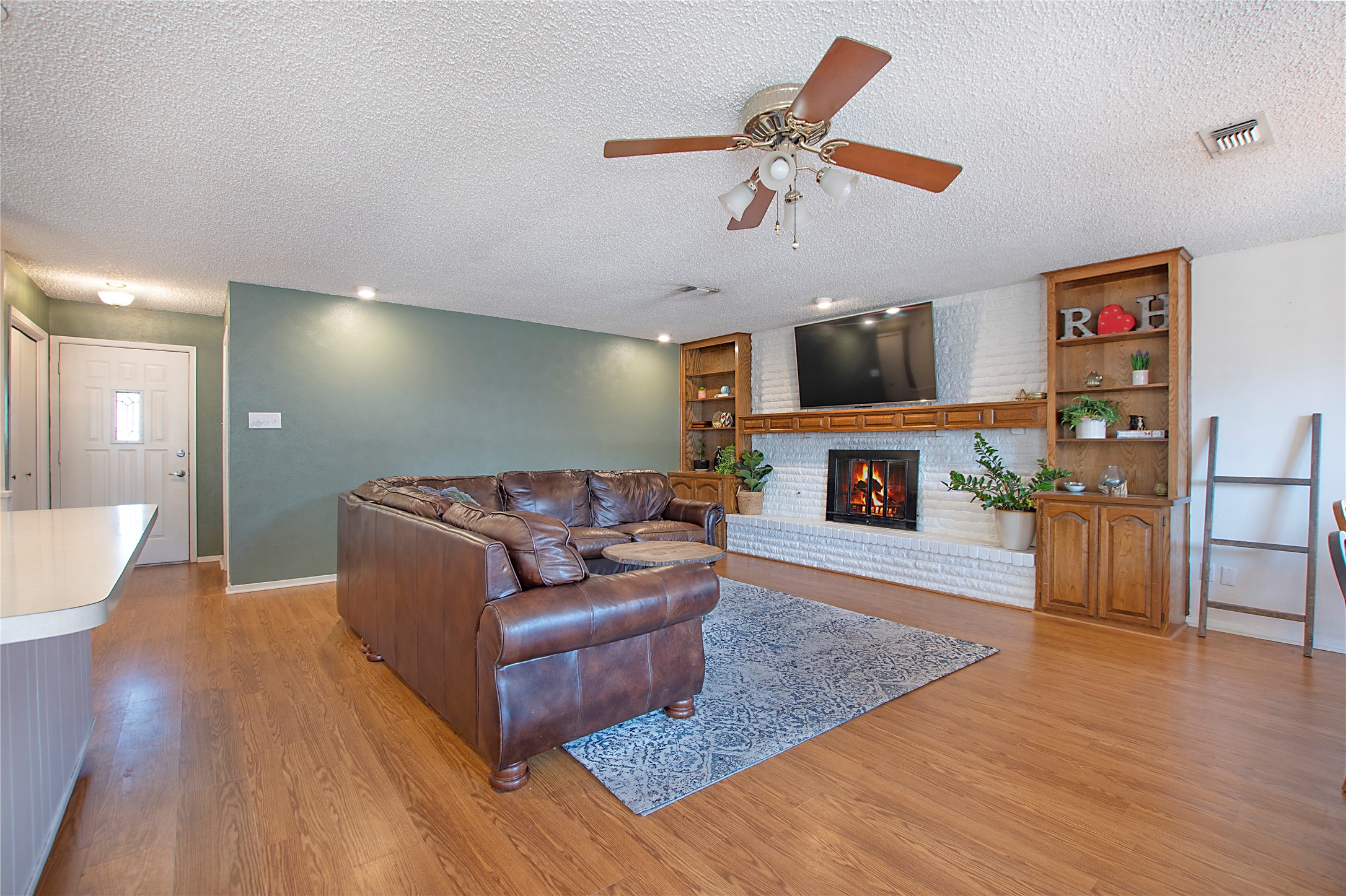 2507 Jewell Drive