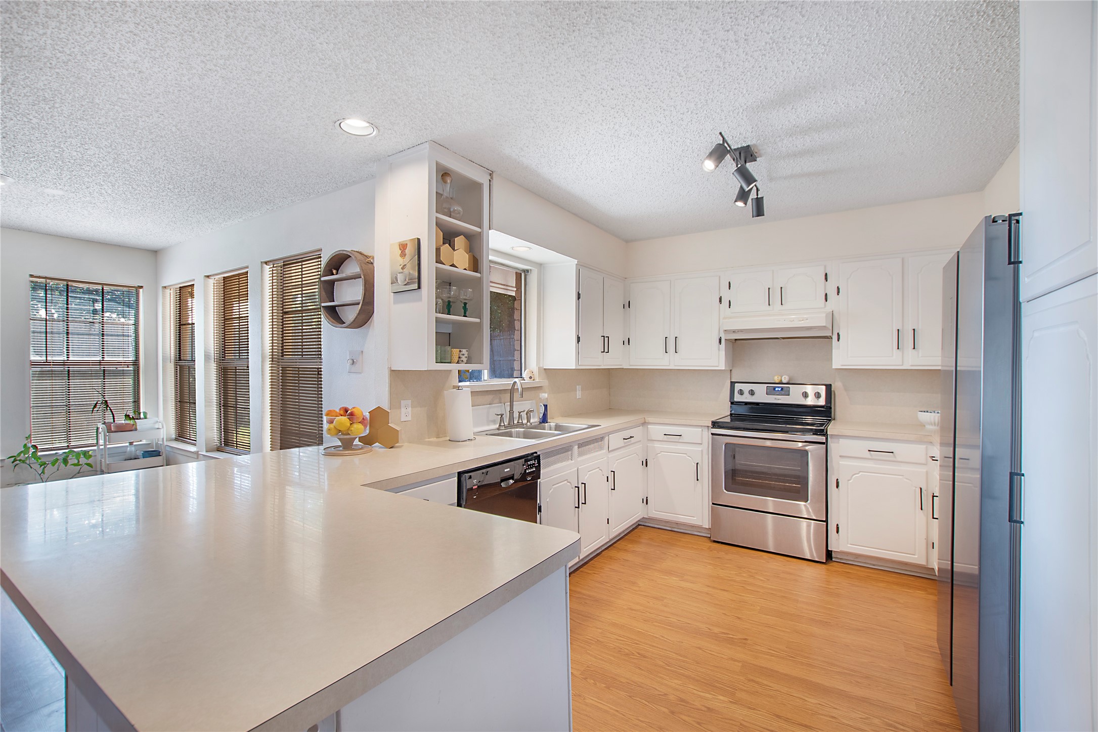 2507 Jewell Drive
