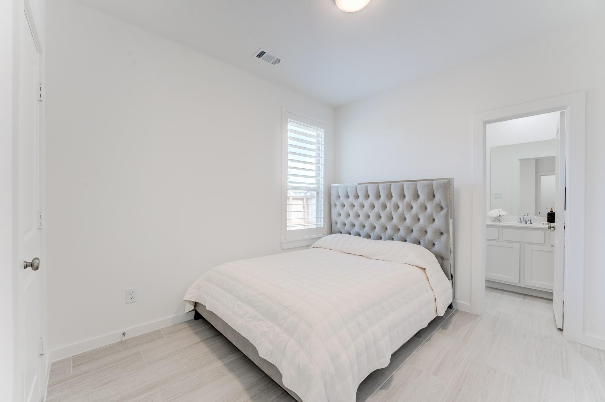 27015 Sun Beam Bend Lane