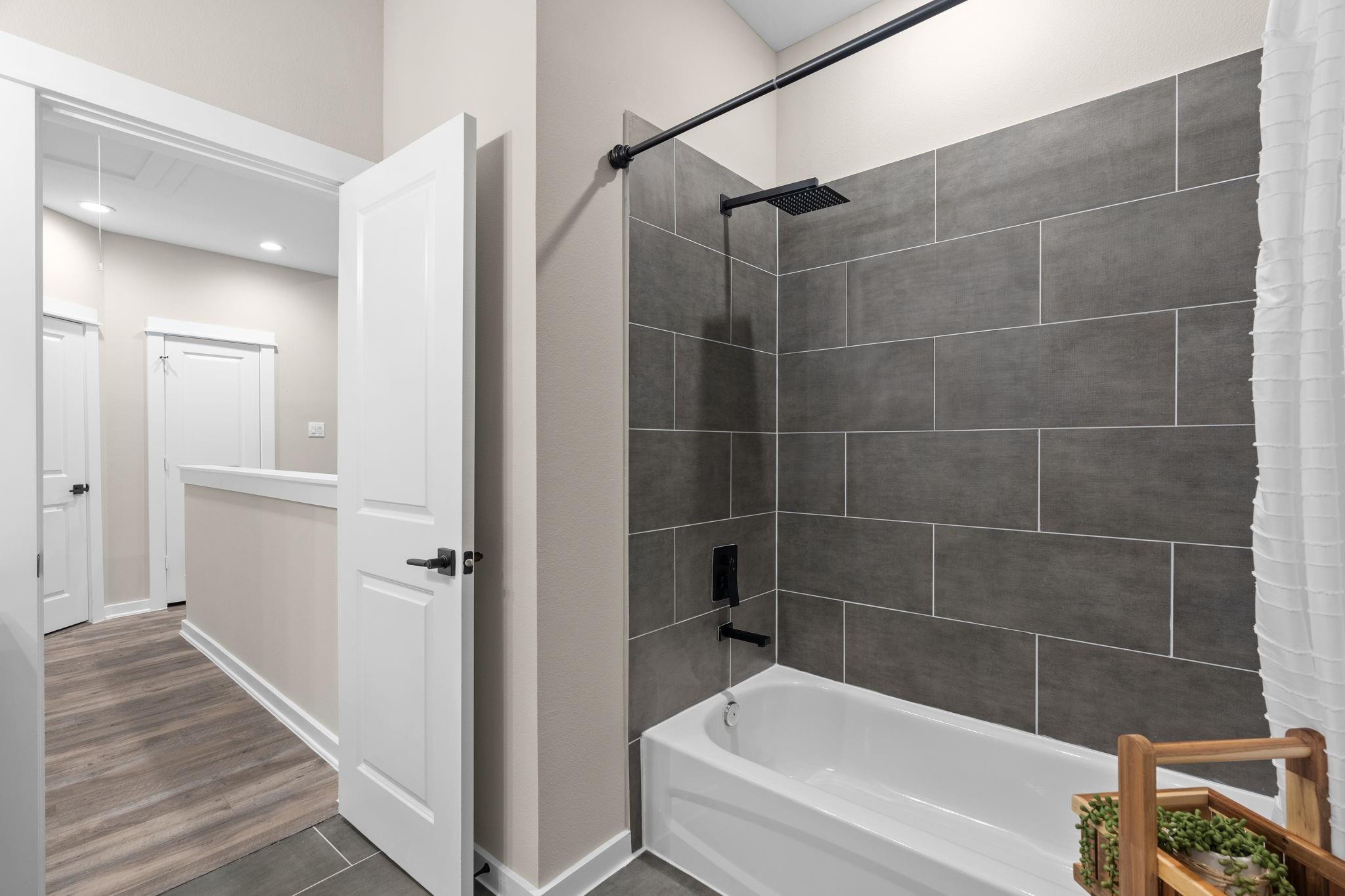 413 Stonework Landing Lane, Houston