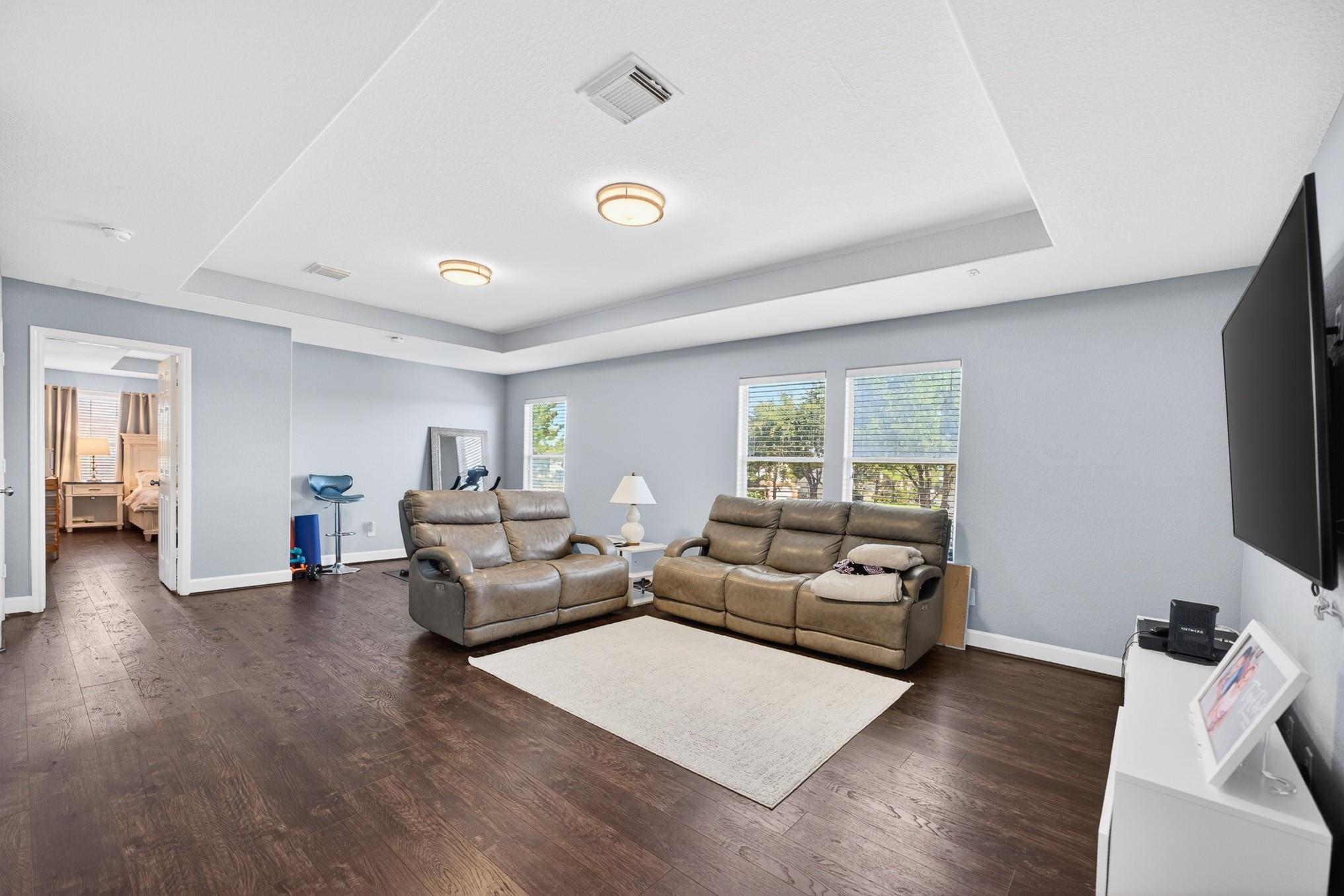 2522 Knoll Shadows Lane