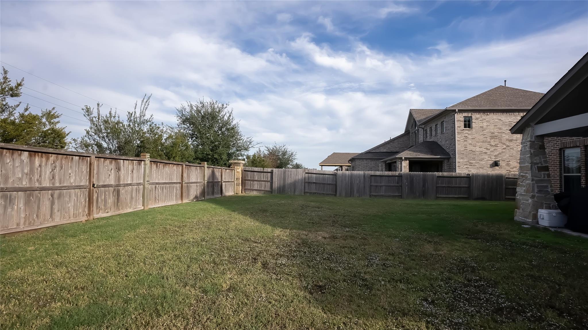 5915 Glass Peak Lane