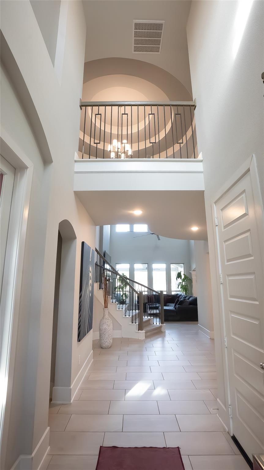 5915 Glass Peak Lane