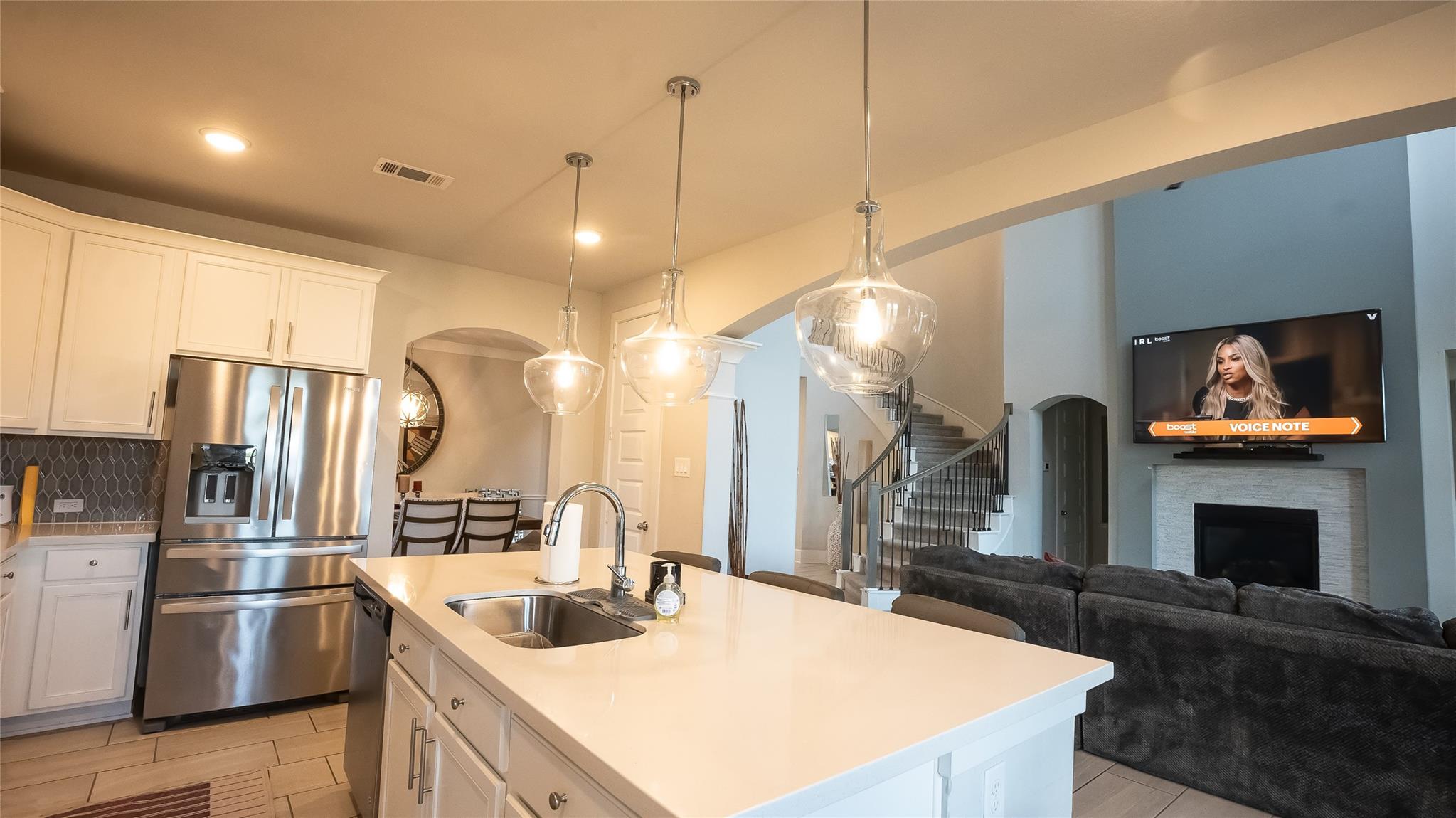 5915 Glass Peak Lane