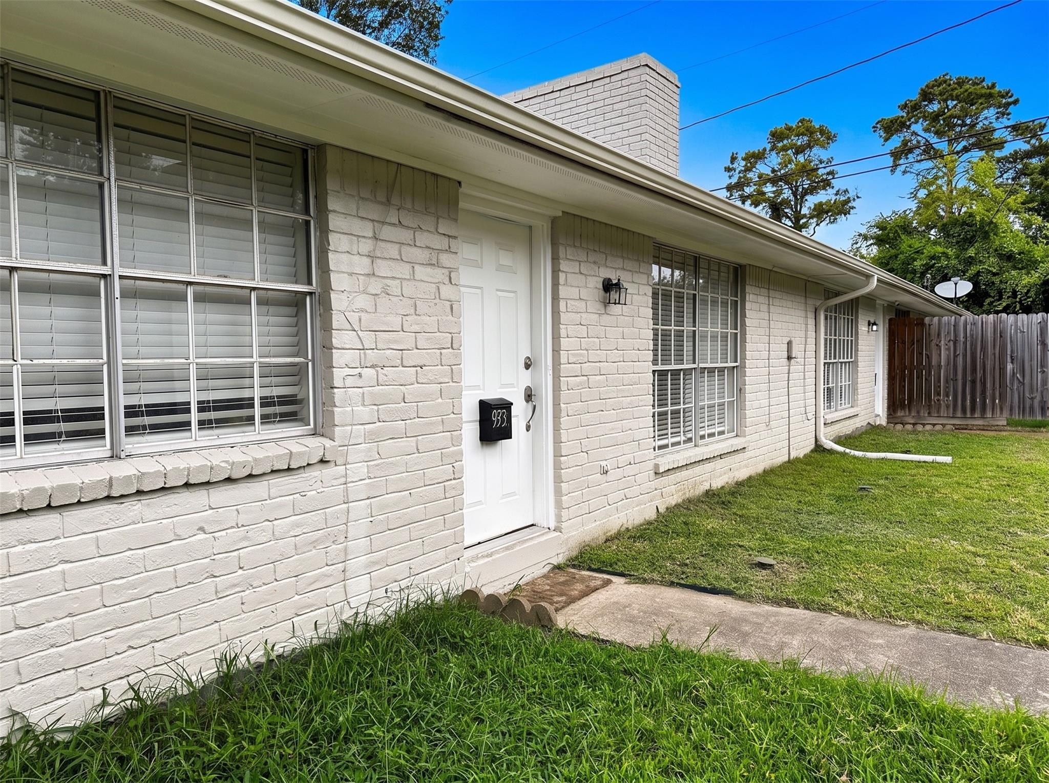 9332 Derrik Drive