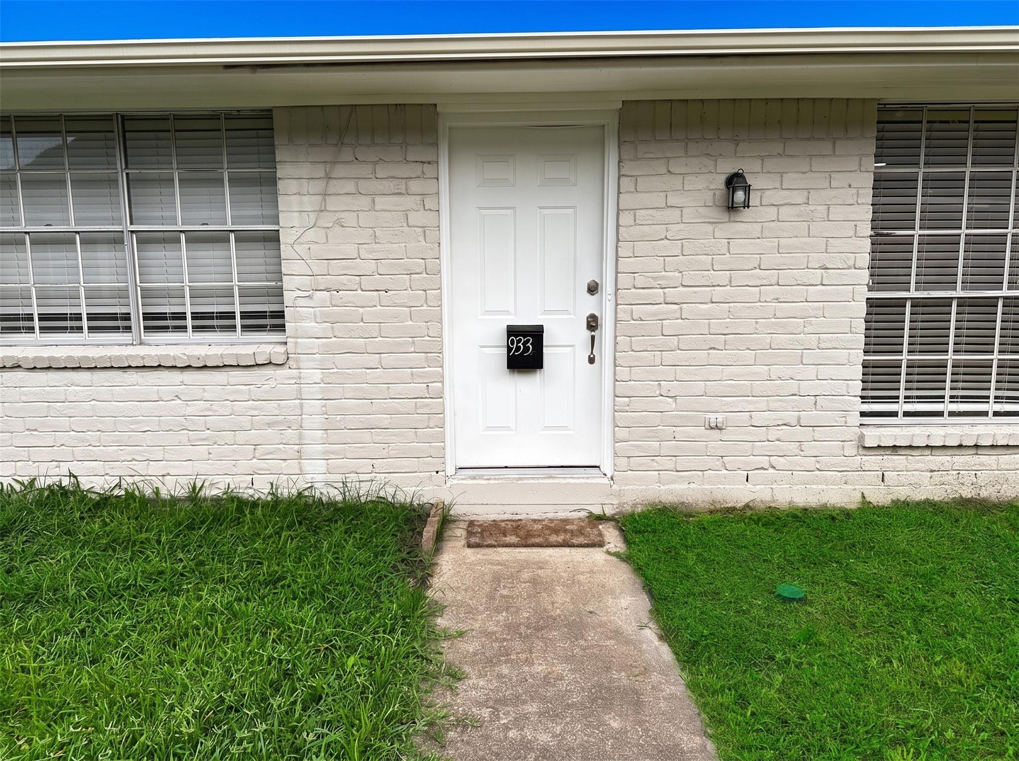 9332 Derrik Drive