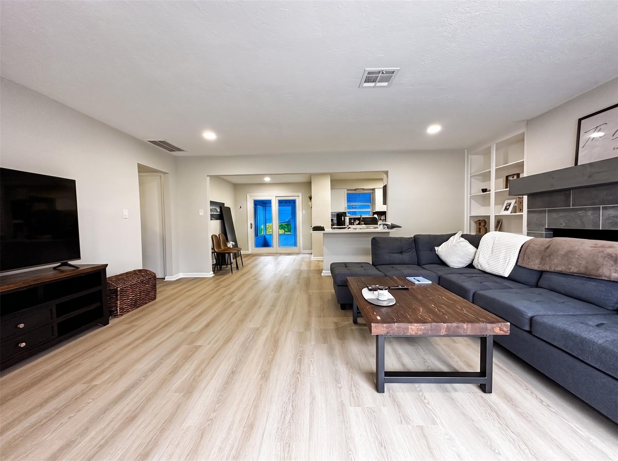 9332 Derrik Drive